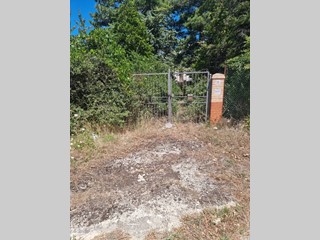 Villa in Vendita a Poggio Sannita, 160'000€, 3130 m²