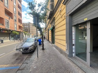 Negozio in Affitto a San Giorgio a Cremano, 500€, 30 m²