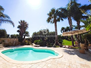 Villa in Vendita a Monopoli, 550'000€, 83 m²