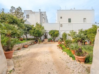 Rustico in Vendita a Ostuni, 1'250'000€, 250 m²