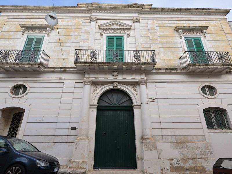 Appartamento in Vendita a Ostuni, 1'800'000€, 1700 m²