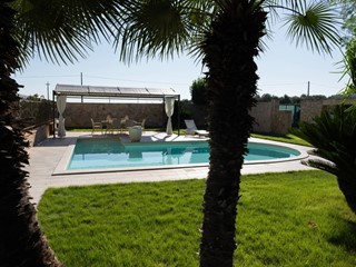Villa in Vendita a Leporano, 420'000€, 300 m²