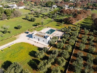 Villa in Vendita a Ostuni, 740'000€, 100 m²