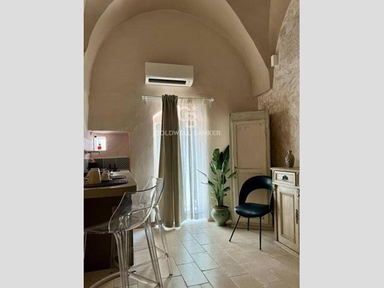 Casa Indipendente in Vendita a Ostuni, 87'000€, 45 m²
