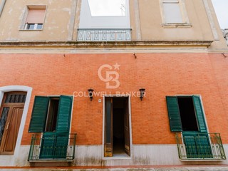 Casa Semi Indipendente in Vendita a Squinzano, 160'000€, 220 m²