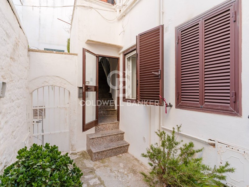 Casa Indipendente in Vendita a Ostuni, 210'000€, 100 m²