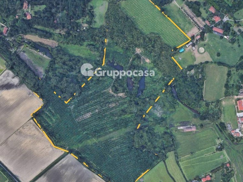 Terreno agricolo in Vendita a Magenta, 330'000€, 138000 m²