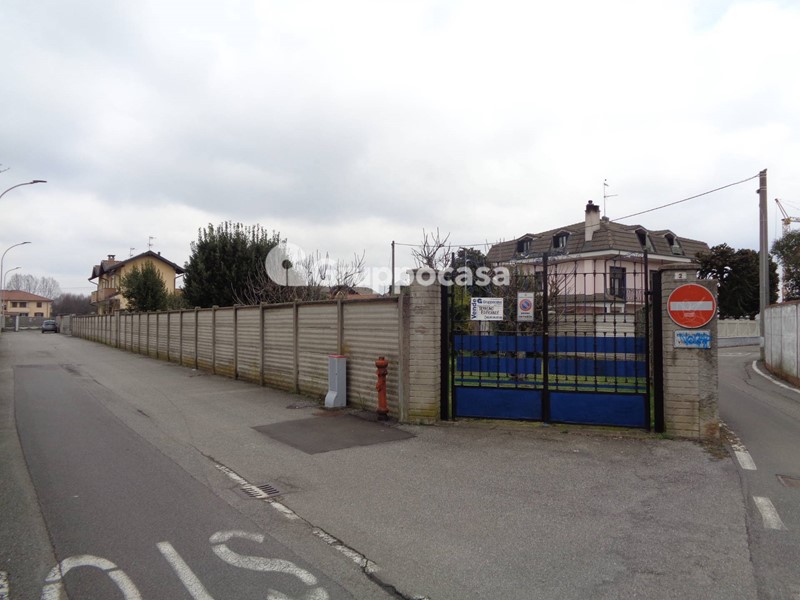 Terreno edificabile in Vendita a Casorezzo, 100'000€, 800 m²