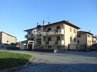 Bilocale in Vendita a Bernate Ticino, 146'000€, 75 m²