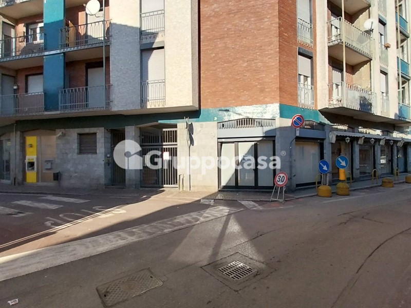 Immobile commerciale in Vendita a Magenta, 99'000€, 100 m²