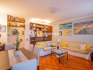 Trilocale in Vendita a Magenta, 137'000€, 102 m²