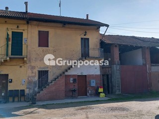 Rustico in Vendita a Magenta, 104'000€, 92 m²