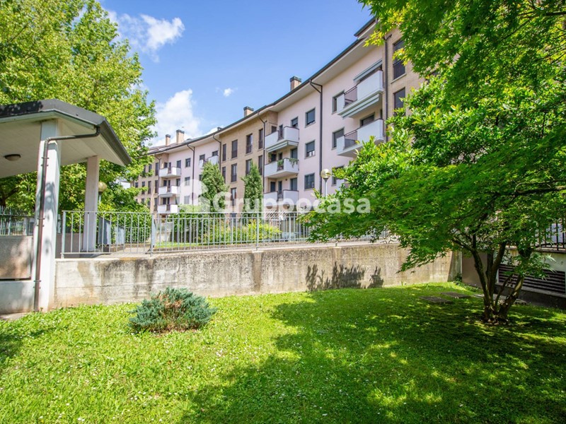 Quadrilocale in Vendita a Magenta, 239'000€, 130 m²