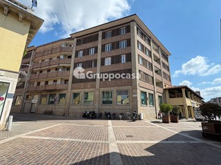 Appartamento in Vendita a Magenta, 510'000€, 280 m²