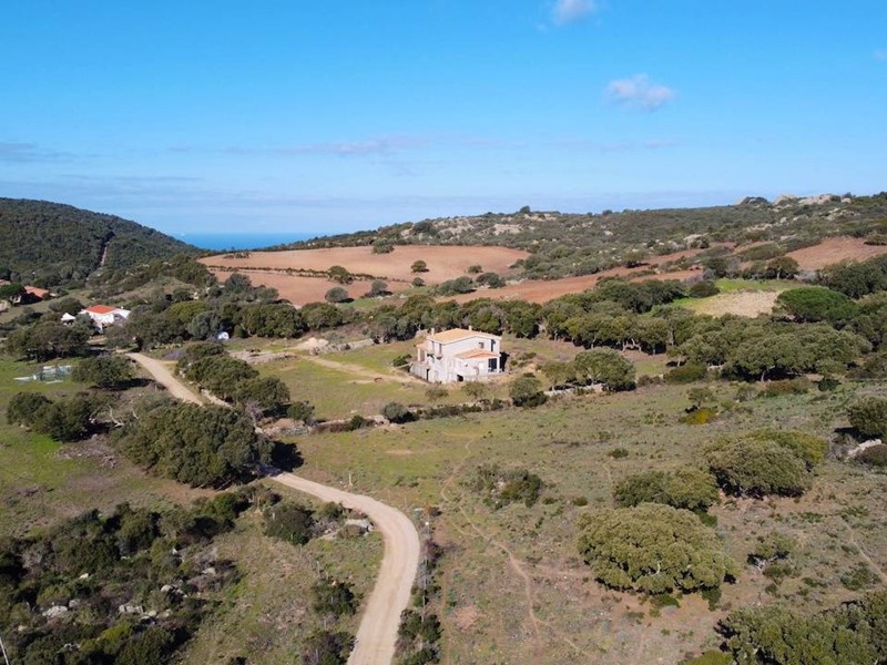 Rustico in Vendita a Aglientu, 250'000€, 450 m²