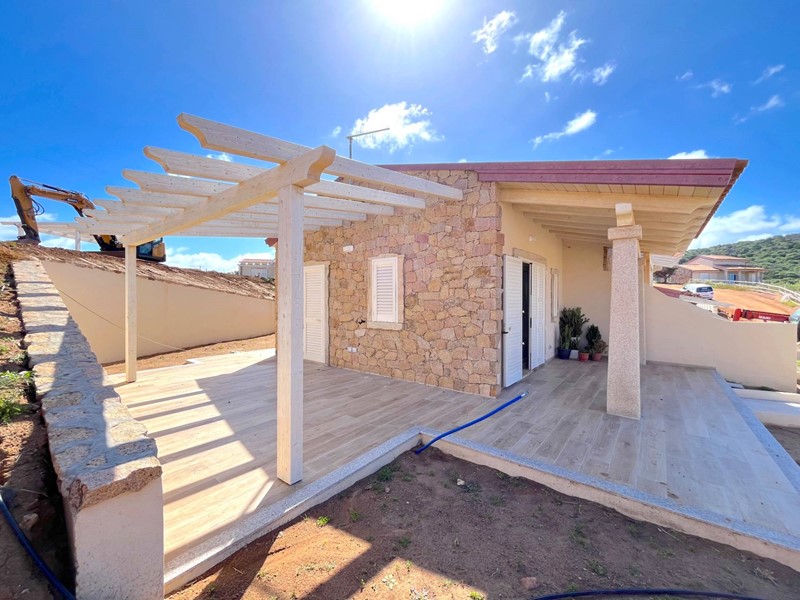 Villetta a schiera in Vendita a Trinità d'Agultu e Vignola, 535'000€, 118 m²