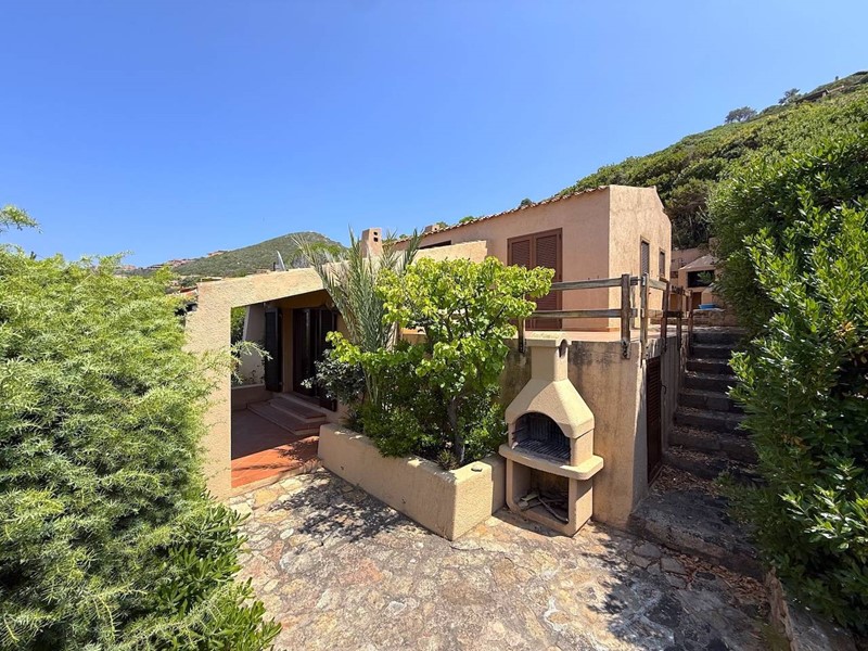 Villa in Vendita a Trinità d'Agultu e Vignola, 200'000€, 75 m²