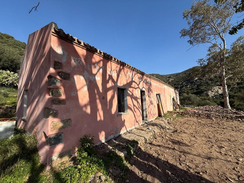 Rustico in Vendita a Viddalba, 120'000€, 58 m²