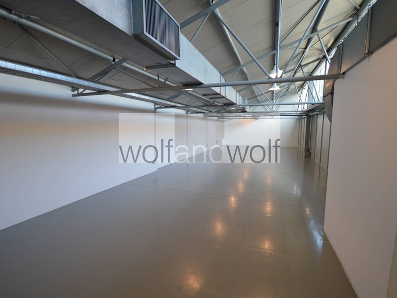 Immobile commerciale in Affitto a Milano, 2'920€, 102 m²