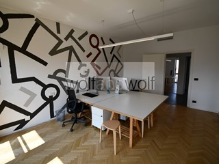 Attività commerciale in Vendita a Milano, 2'000'000€, 300 m²