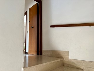Appartamento in Vendita a Montemarciano, 90'000€, 200 m²
