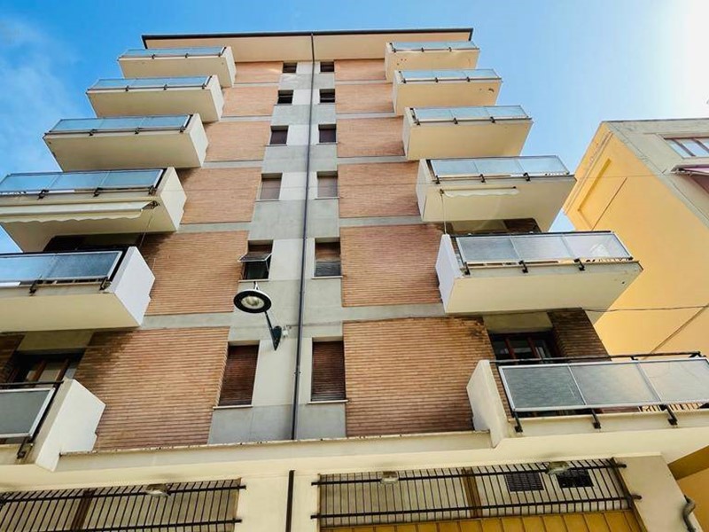 Appartamento in Vendita a San Benedetto del Tronto, 290'000€, 141 m²
