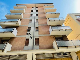 Appartamento in Vendita a San Benedetto del Tronto, 290'000€, 141 m²