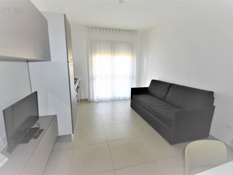Appartamento in Vendita a Grottammare, 2800 m²