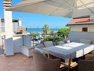 Quadrilocale in Vendita a Grottammare, 440'000€, 72 m²