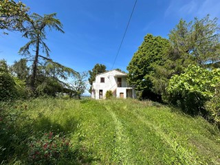 Rustico in Vendita a Ripatransone, 50'000€, 69 m²