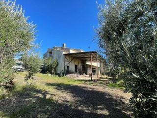 Rustico in Vendita a Ripatransone, 59'000€, 200 m²