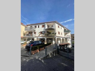 Trilocale in Vendita a Belvedere Marittimo, 95'000€, 68 m²