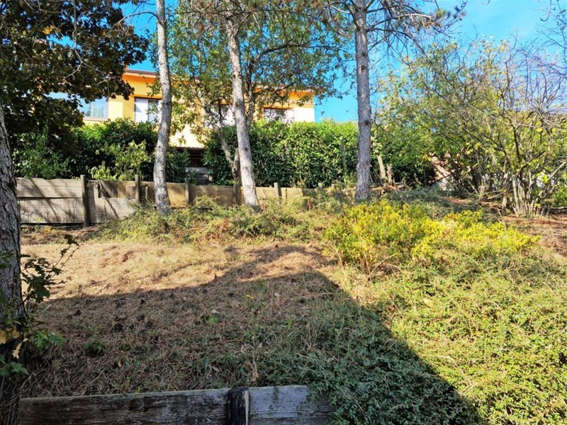 Casa Indipendente in Vendita a Fortunago, 380'000€, 400 m²