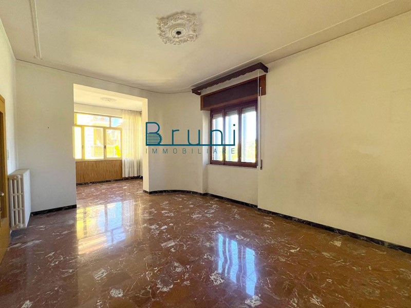 Appartamento in Vendita a San Benedetto del Tronto, 280'000€, 130 m²