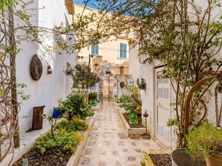 Casa Indipendente in Vendita a Alessano, 598'000€, 240 m²