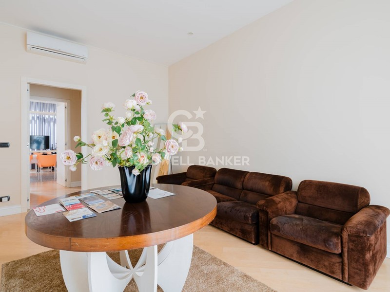 Appartamento in Vendita a Bari, 599'000€, 187 m²