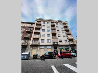 Bilocale in Vendita a Torino, 49'000€, 55 m²