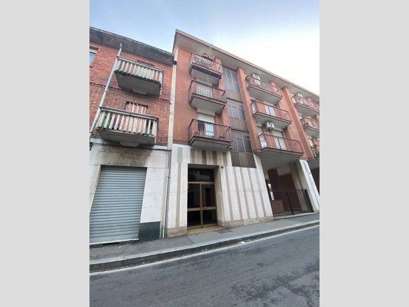 Bilocale in Vendita a Torino, 49'000€, 50 m²