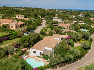 Villa in Vendita a Arzachena, 2'870'000€, 300 m²