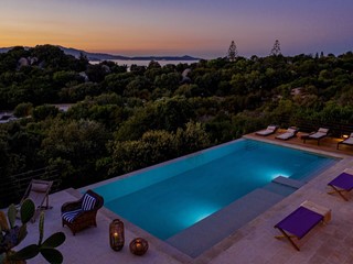Villa in Vendita a Olbia, 300 m²