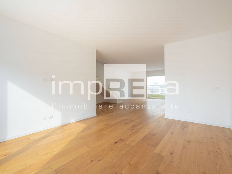Casa Semi Indipendente in Vendita a Venezia, 370'000€, 150 m²