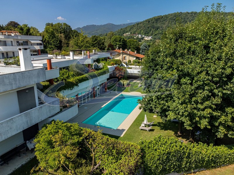 Appartamento in Vendita a Montorfano, 365'000€, 165 m²