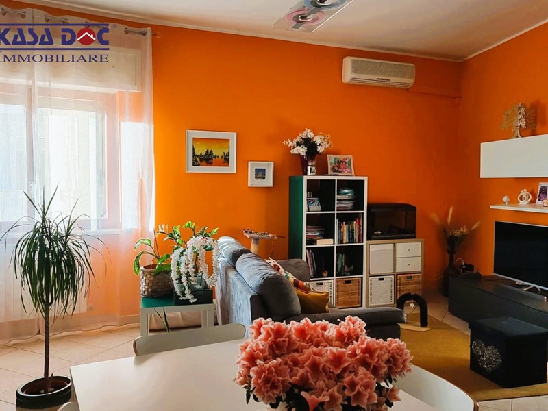 Trilocale in Vendita a Catanzaro, 115'000&euro;, 107 m²