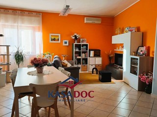 Trilocale in Vendita a Catanzaro, 115'000&euro;, 107 m²