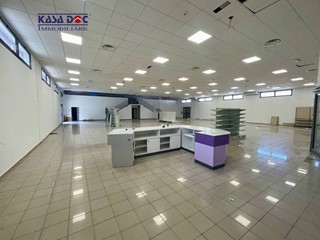 Immobile commerciale in Vendita a Catanzaro, 550'000&euro;, 1414 m²