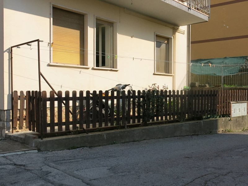Trilocale in Vendita a Lenola, 60'000&euro;, 63 m²