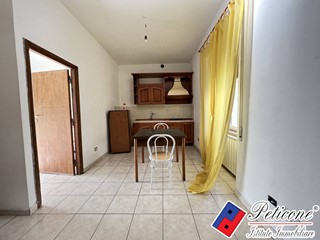 Bilocale in Vendita a Lenola, 45'000€, 42 m²