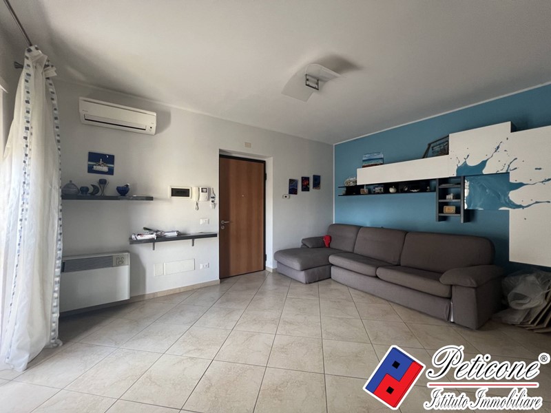 Quadrilocale in Vendita a Fondi, 210'000&euro;, 105 m²