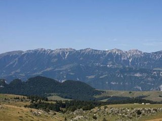 Attività commerciale in Vendita a Bosco Chiesanuova, 398'000€, 300 m²