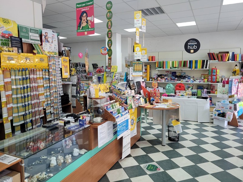 Immobile commerciale in Vendita a Castelbelforte, 18'000&euro;, 100 m²